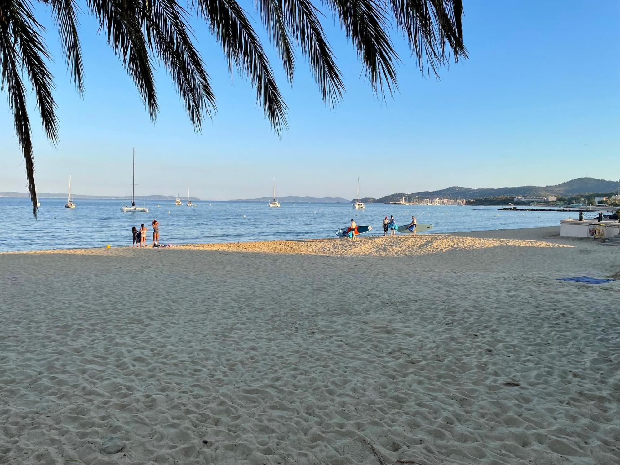 T3 A 300M Plage Avec Piscine Tennis เลอลาวองดูว์ ภายนอก รูปภาพ